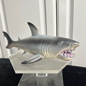 Giant Great White 2016 Rubber Shark SeaWorld Branded 17” Collectible